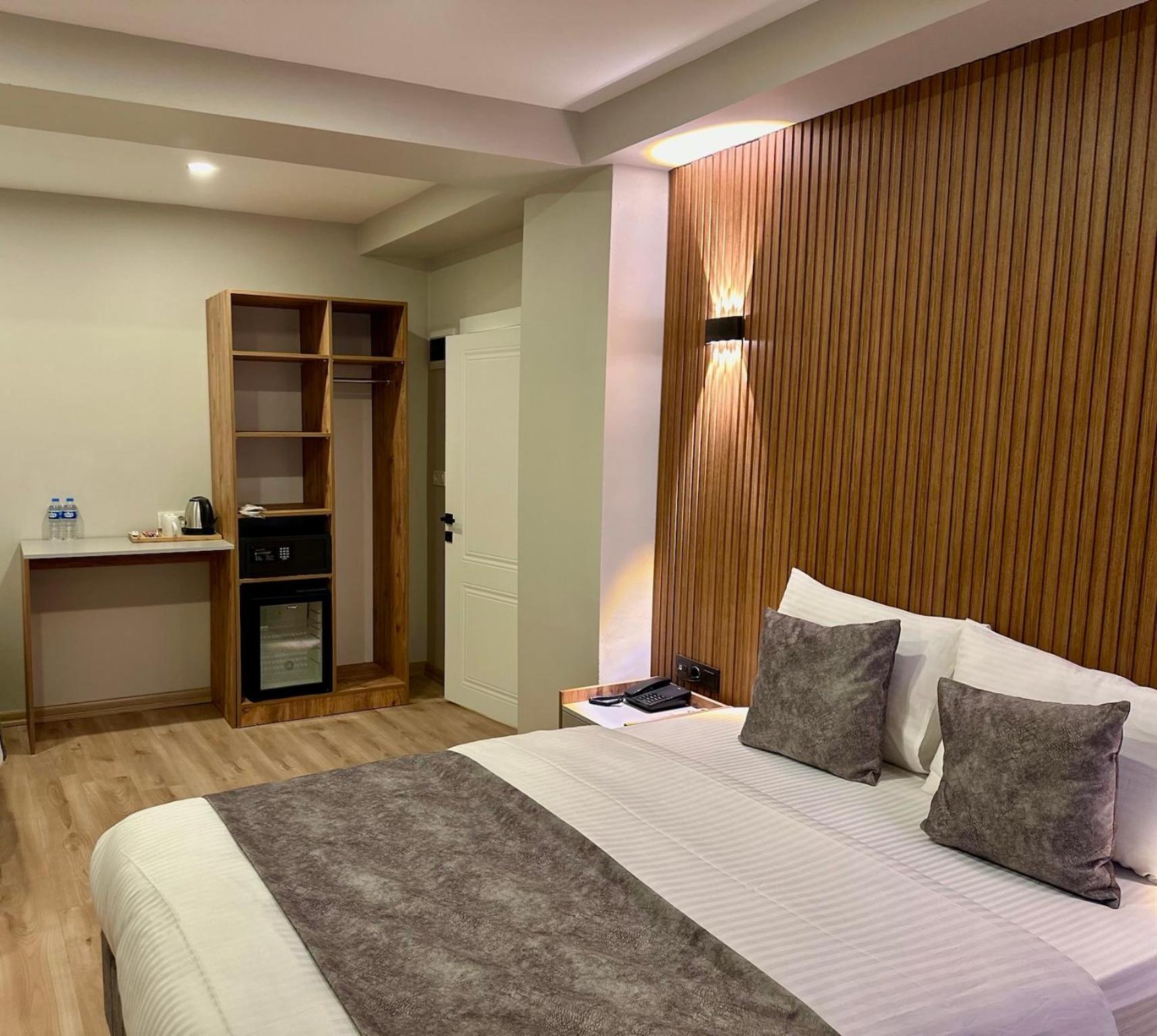 Skymoon Istanbul Airport Hotel Arnavutkoy Exterior photo